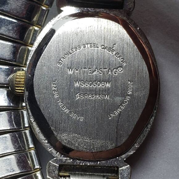 White Stag women's dress watch. Light gold face with unique wave buckle on band - Picture 6 of 8